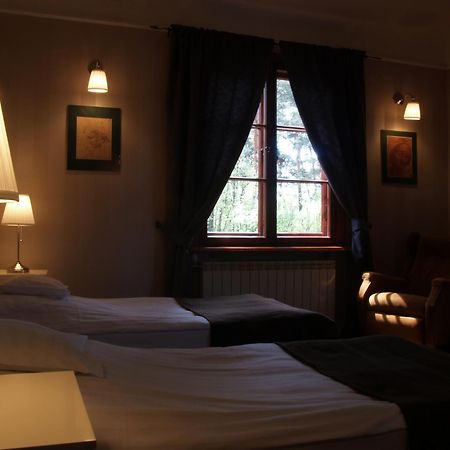 Lesny Dworek Wyszków Buitenkant foto