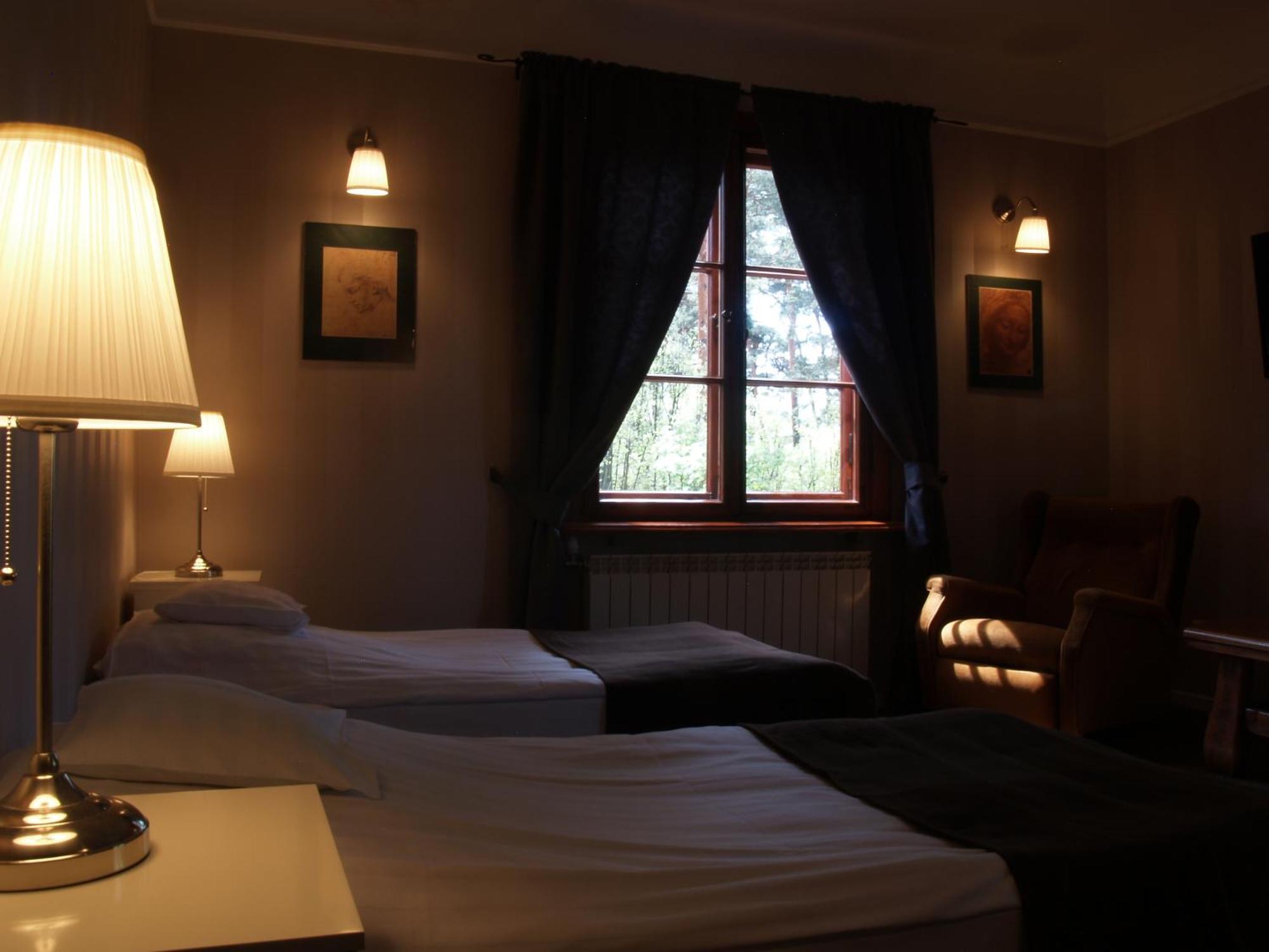 Lesny Dworek Wyszków Buitenkant foto