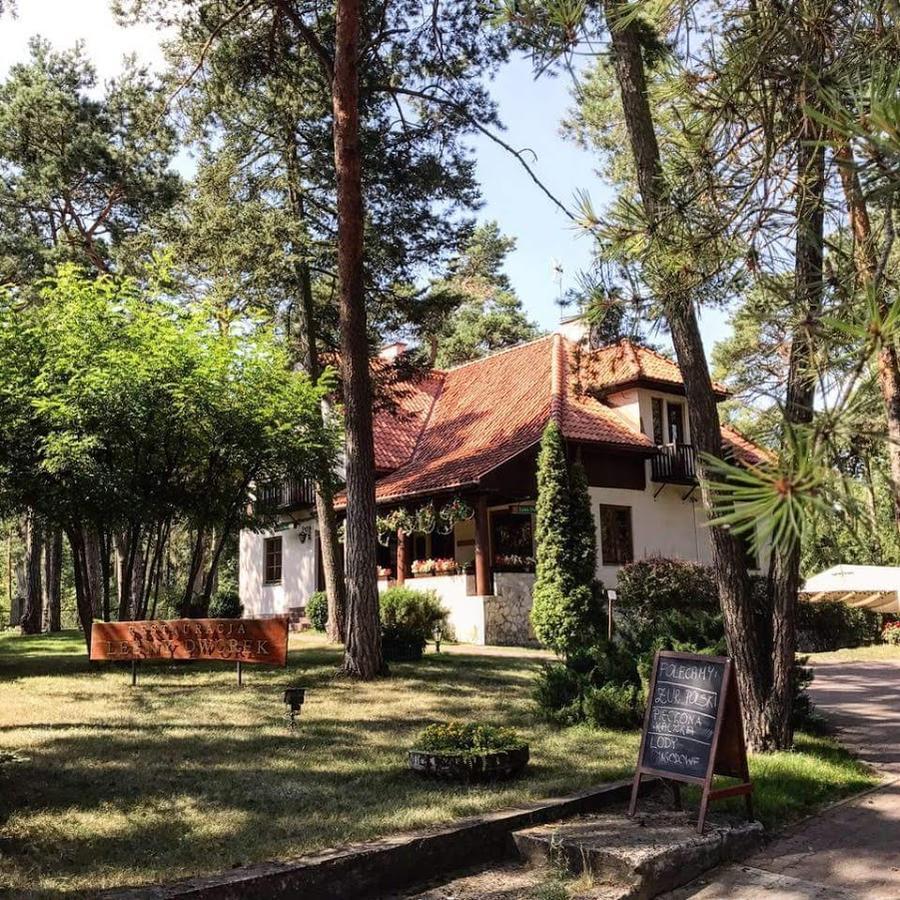 Lesny Dworek Wyszków Buitenkant foto